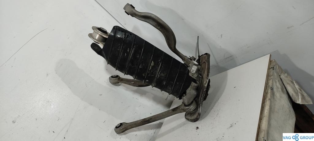 кулак задний правый Audi A7 4K 2022, бензин, седан - фото №1