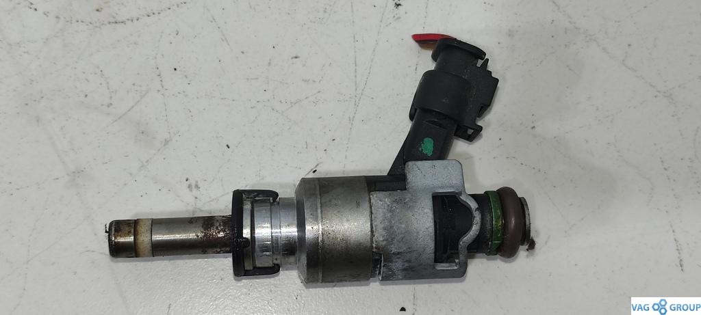 форсунка Audi A6 4G/C7 2013, 3.0 л., TFSI, бензин, седан - фото №1