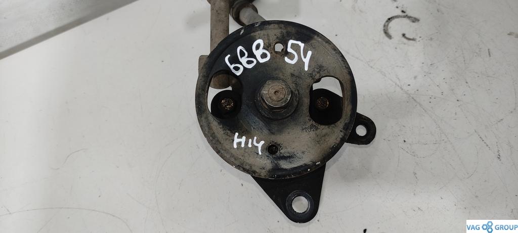 насос гидроусилителя руля Nissan Navara D40 2007, 2.5 л., DCi, дизель, пикап - фото №1