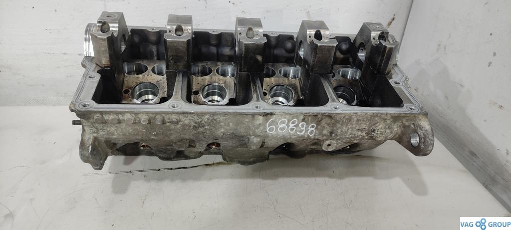 головка блока цилиндров Volkswagen Golf 5 поколение 2007, 1.9 л., TDi, дизель - фото №1