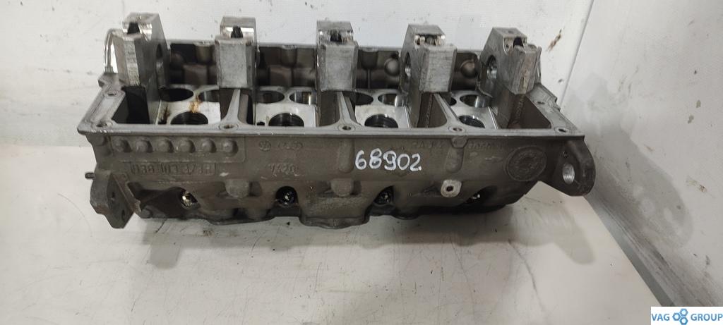головка блока цилиндров Volkswagen Golf 5 поколение 2007, 1.9 л., TDi, дизель - фото №1