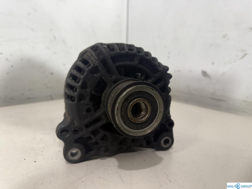 генератор Audi A4 B7 2006, 2.0 л., TDi, дизель - фото №1