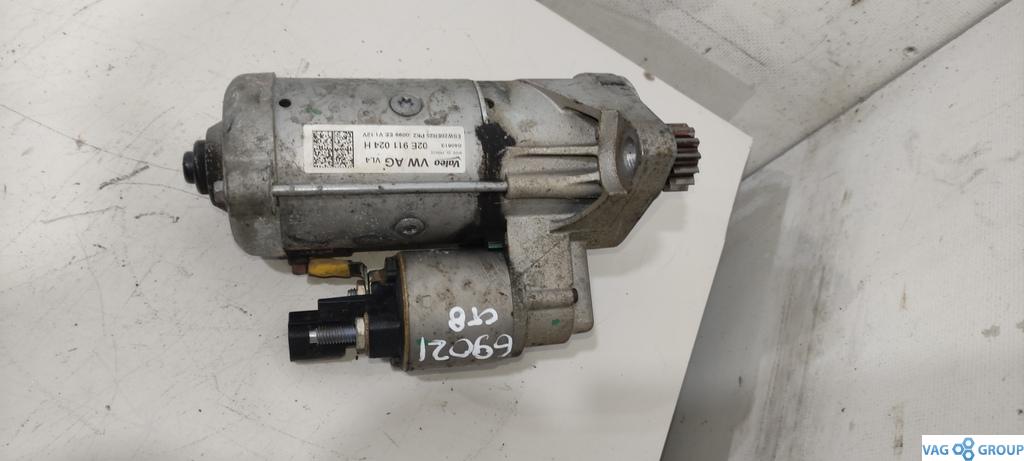 стартер Volkswagen Passat B6 2009, 2.0 л., TDi, дизель, универсал - фото №1