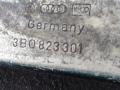 петля капота левая Audi A6 4A/C4 1997, 1.8 л., бензин, седан, 3B0823301, . - фото №4