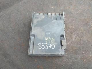 накладка декоративная Volkswagen Caddy 3 поколение 2006, 1.9 л., TDi, дизель, фургон, 1K0937132G, 1K0937132F, BLS