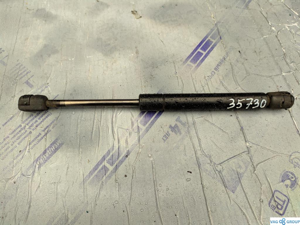 амортизатор крышки багажника (3-5 двери) Audi A6 4A/C4 1997, 1.8 л., бензин, седан, 8D5827552C, 8D5827552F, . - фото №1