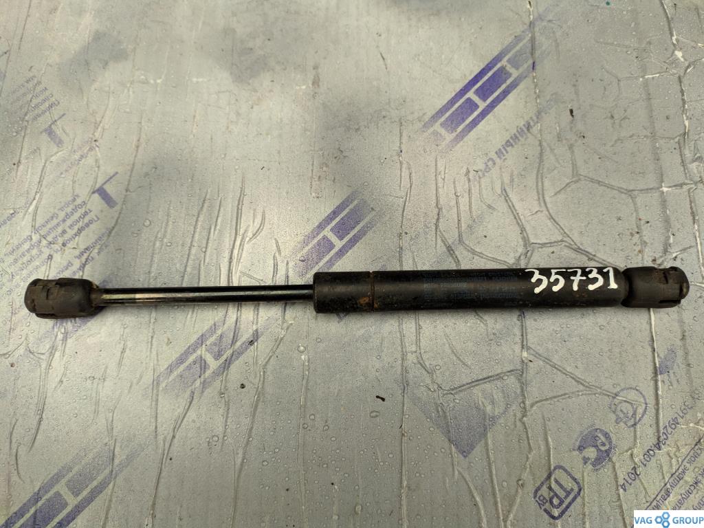 амортизатор крышки багажника (3-5 двери) Audi A6 4A/C4 1997, 1.8 л., бензин, седан, 8D5827552C, 8D5827552F, . - фото №1