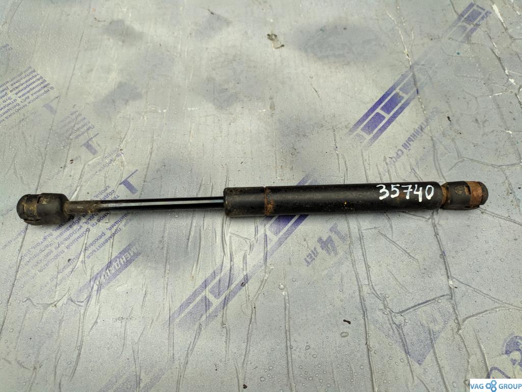 амортизатор крышки багажника (3-5 двери) Audi A4 B6 2000, 1.8 л., бензин, седан, 8D5827552C, 8D5827552F, . - фото №1