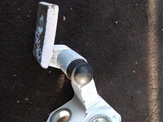 петля двери Volkswagen Passat CC 1 поколение 2010, 2.0 л., бензин, седан, 3C4833401D, 3C4833401C, .