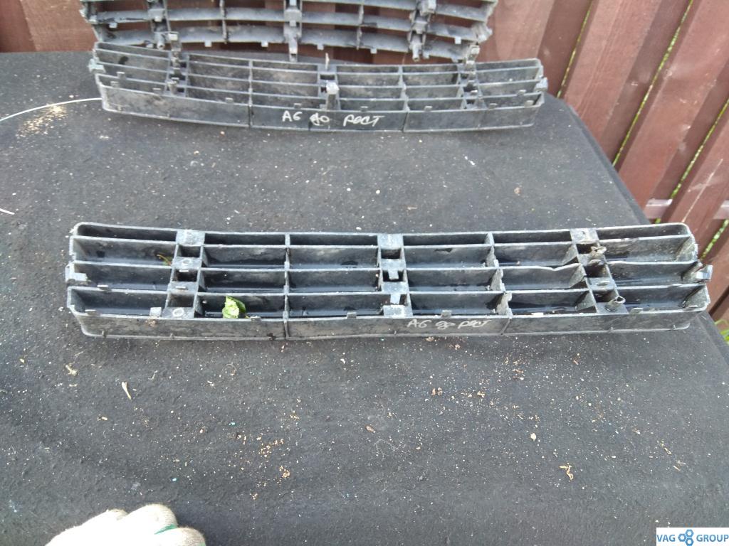 заглушка (решетка) в бампер Audi A6 4B/C5 1999, 2.8 л., бензин, седан, 4B0807683F, . - фото №1