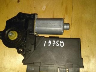 моторчик стеклоподъемника задний левый Audi A4 B6 2003, 1.8 л., бензин, седан, 8E0959801E, 8E0959801A, .