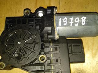 моторчик стеклоподъемника передний правый Audi A6 4B/C5 2000, 2.8 л., бензин, седан, 0130821774, .