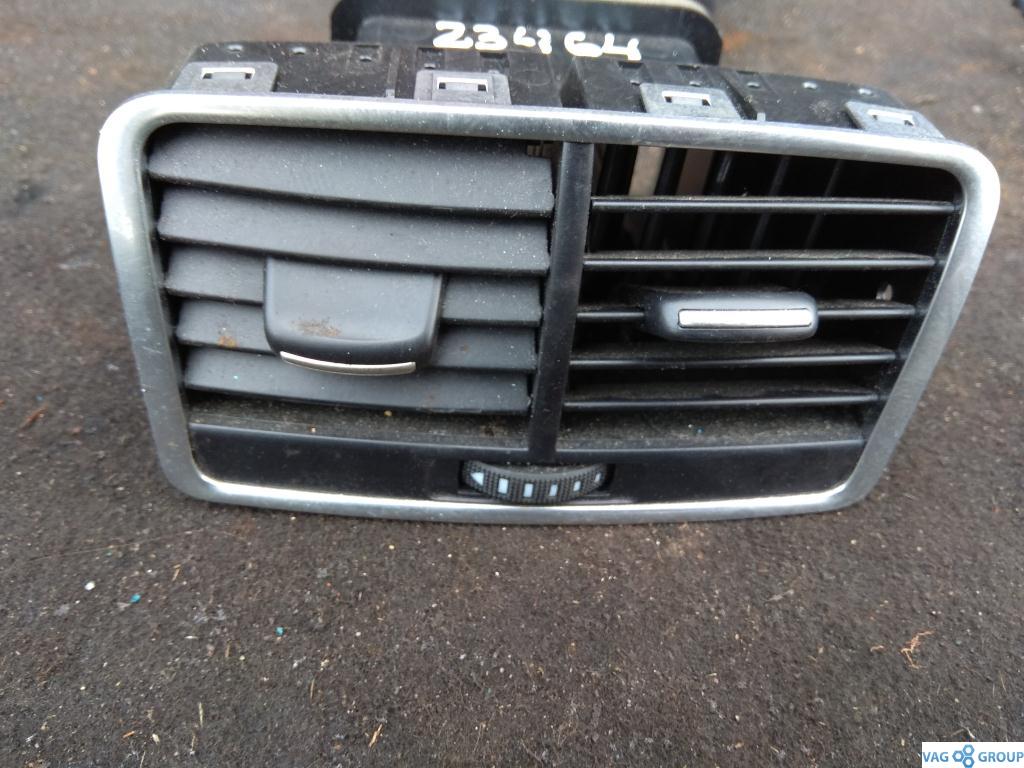 дефлектор обдува салона Audi A6 4F/C6 2006, 3.2 л., бензин, седан, 4F0819203C, . - фото №1