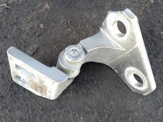 петля двери Volkswagen Jetta 5 поколение 2009, 2.0 л., бензин, седан, 1K4833401J, 1K4833401L, 1K9833401C, 1K9833401E, .