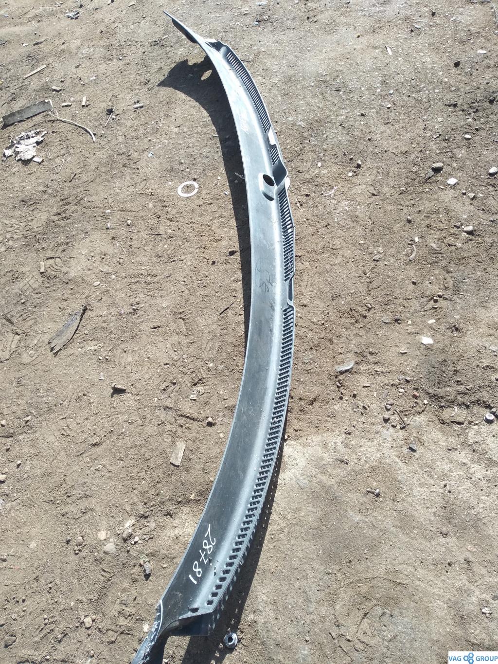 дождевик Audi A6 4B/C5 2000, 2.8 л., бензин, седан, 4B1819403C, . - фото №1