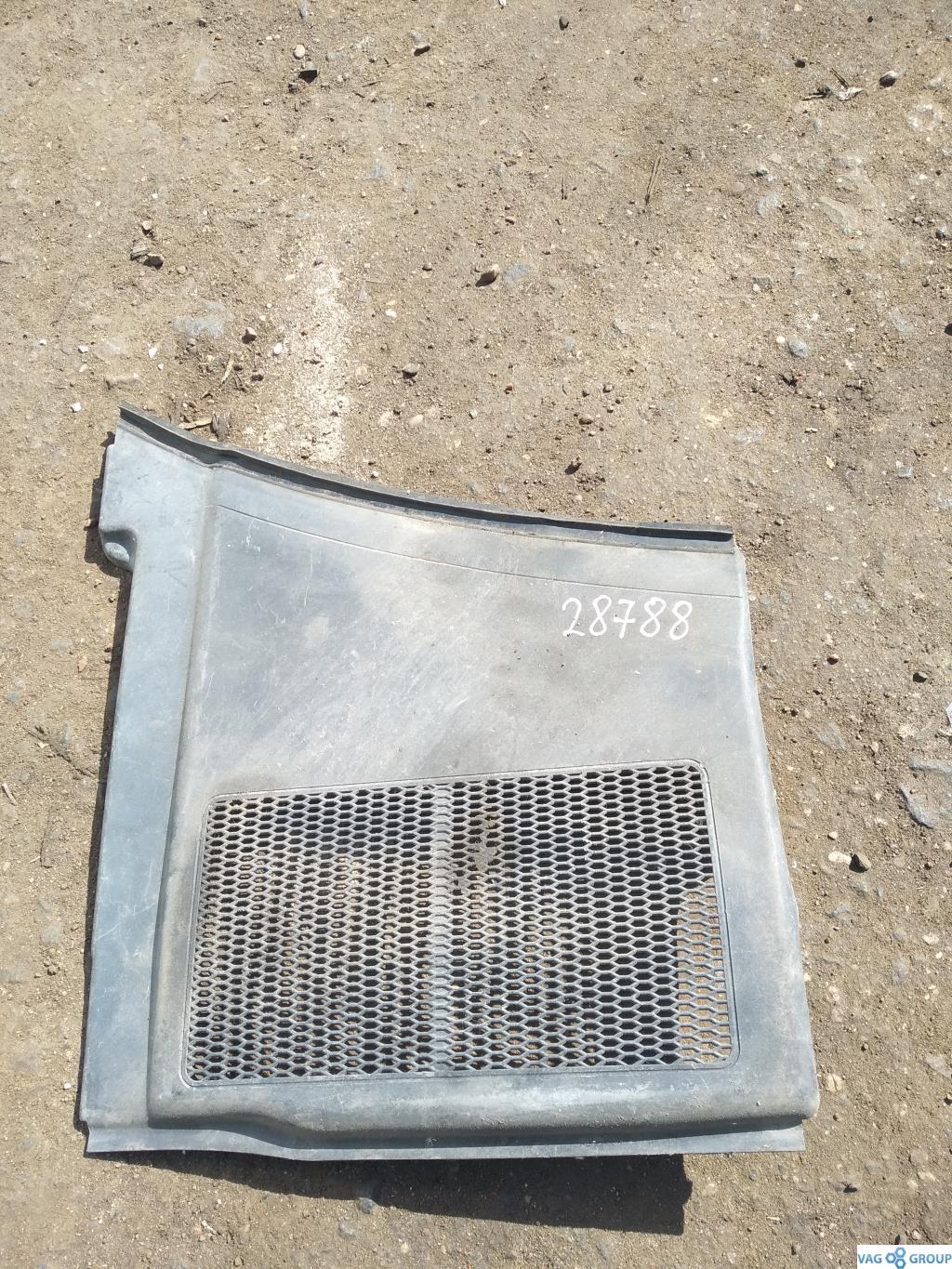 дождевик Audi A4 B6 2003, 1.8 л., бензин, седан, 8E1819447A, . - фото №1