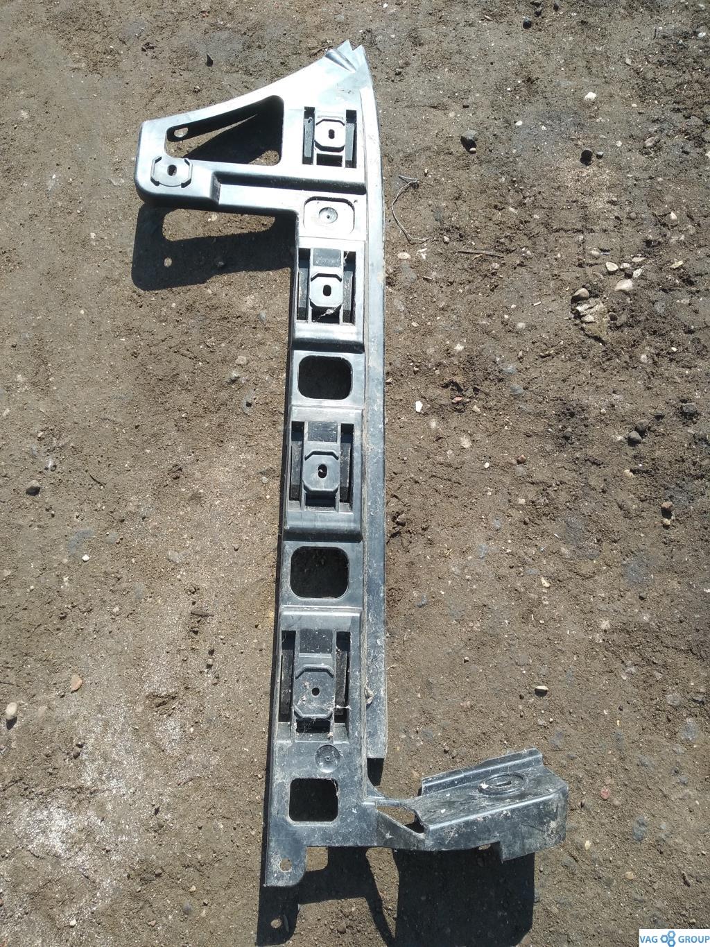 Крепление бампера заднего Volkswagen Passat B6 2007, 2.0 л., бензин, седан, 3C5807394C, 3C5807394D, . - фото №1