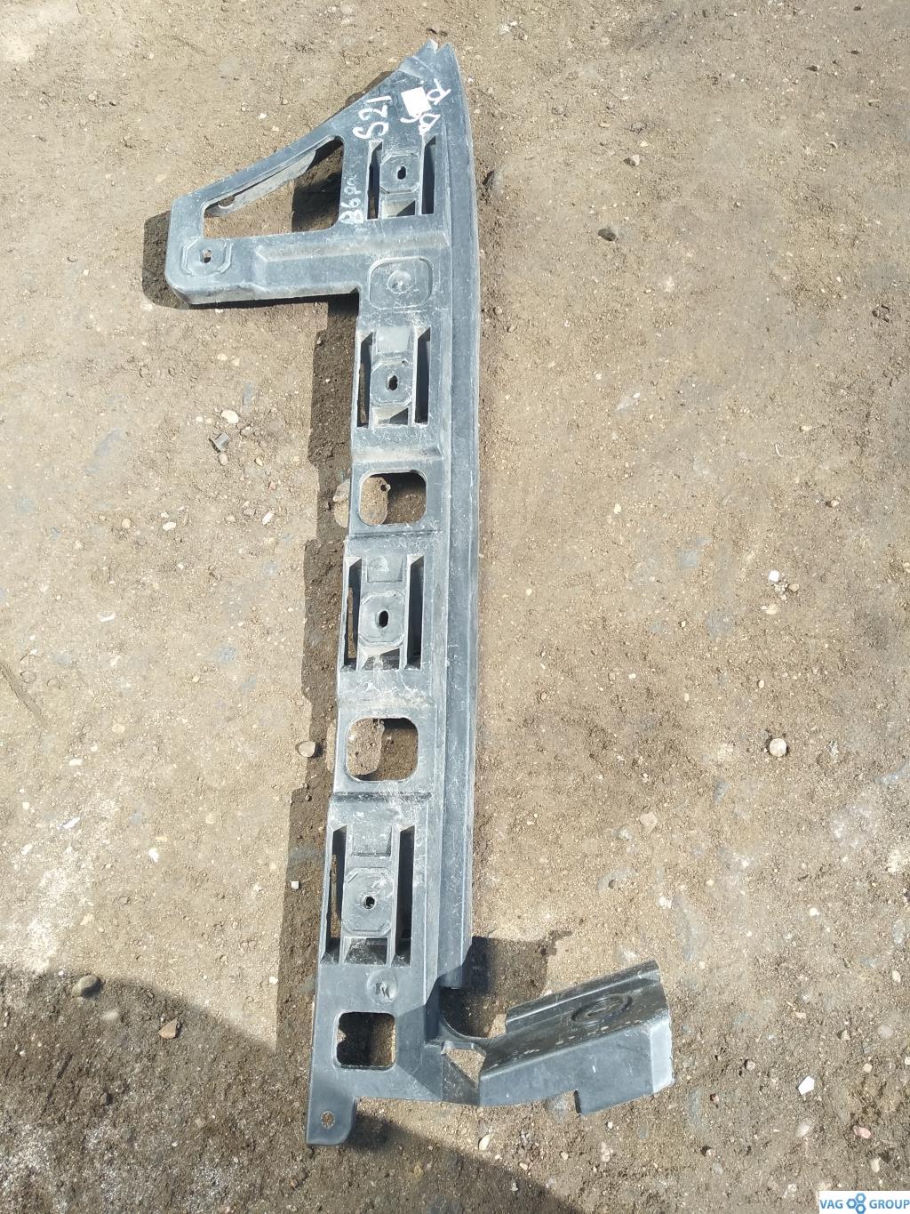 Крепление бампера заднего Volkswagen Passat B6 2007, 2.0 л., бензин, седан, 3C5807394, . - фото №1