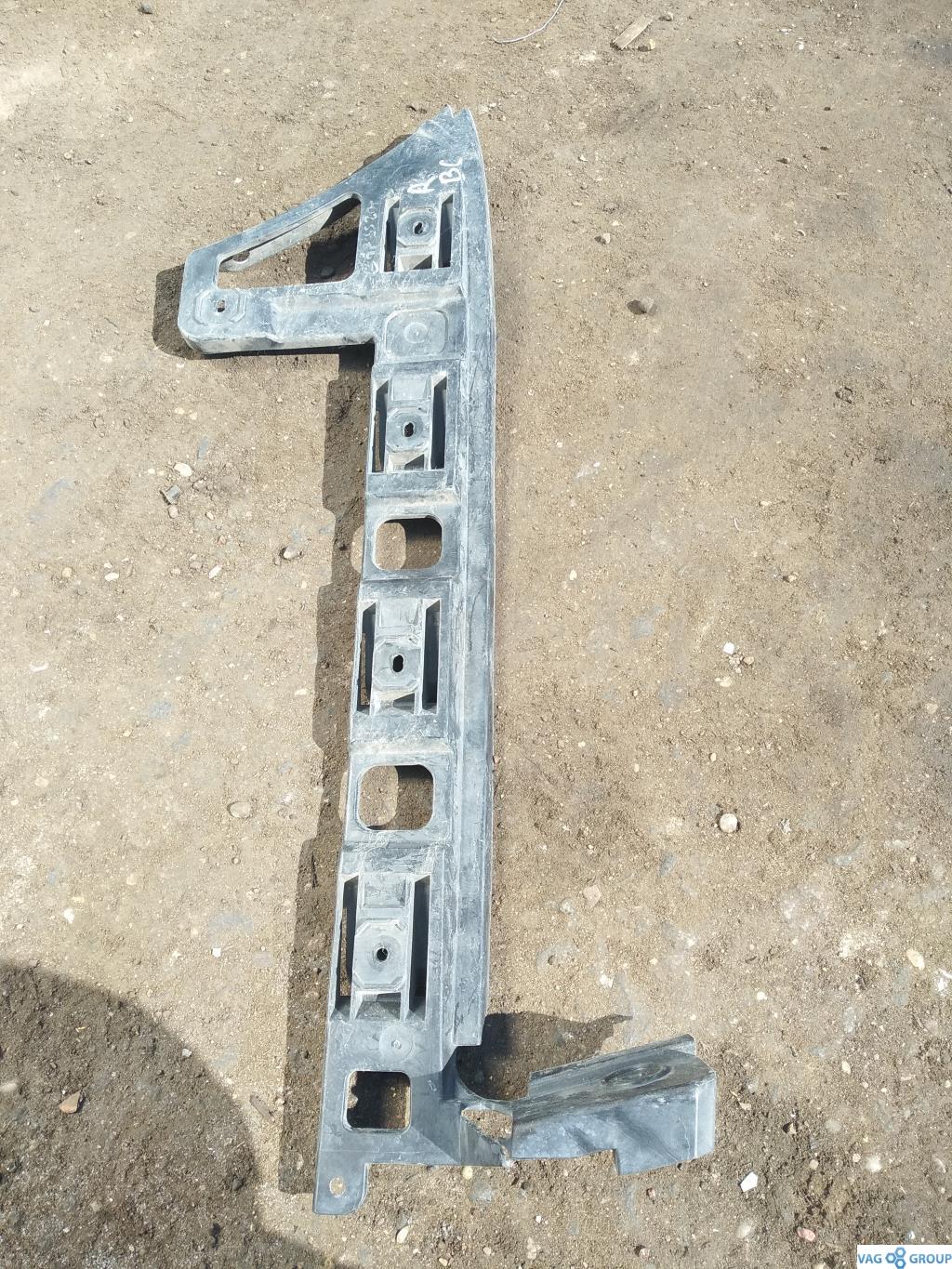 Крепление бампера заднего Volkswagen Passat B6 2007, 2.0 л., бензин, седан, 3C5807394, . - фото №1