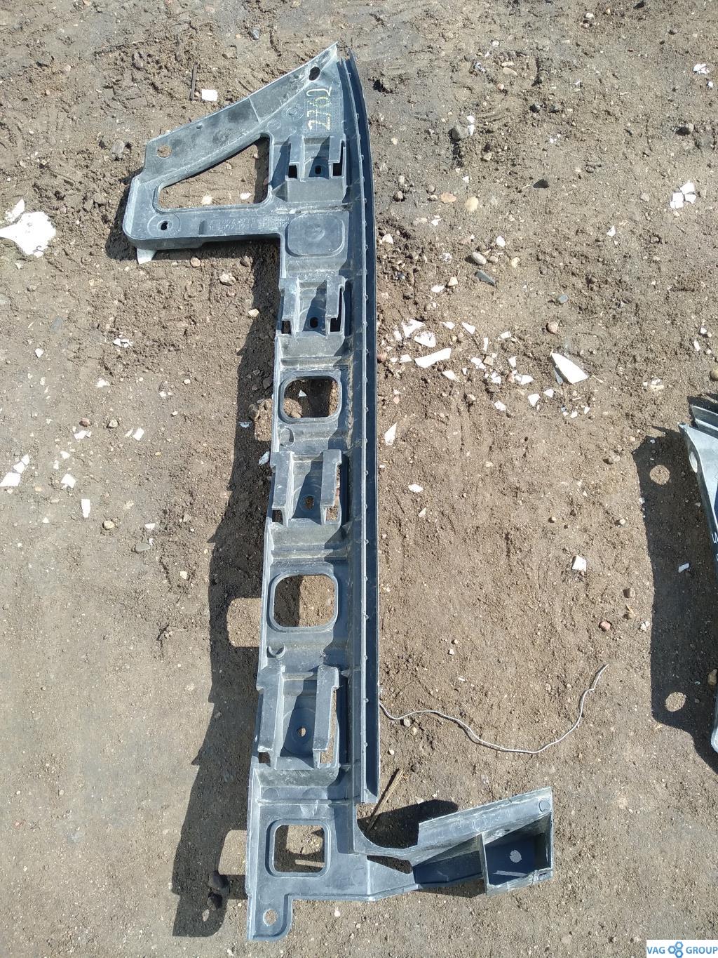 Крепление бампера заднего Volkswagen Passat B6 2007, 2.0 л., бензин, седан, 3C5807393, 3C5807393C, 3C5807393D, . - фото №1