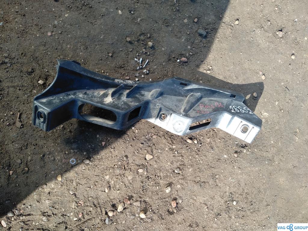 кронштейн переднего бампера Volkswagen Passat B6 2007, 2.0 л., бензин, седан, 3C0807889, 3C0807889A, . - фото №1