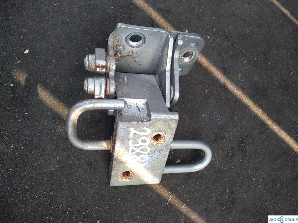 петля двери Audi A4 B7 2006, 2.0 л., бензин, седан, 8E0833411, 8E0833411E, . - фото №1