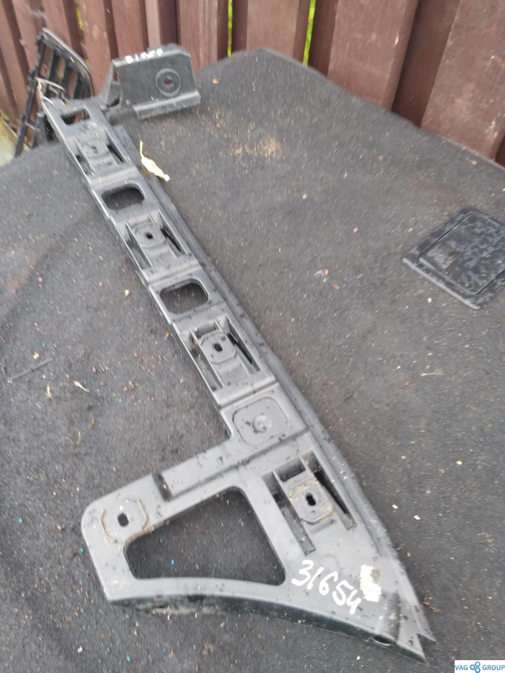 Крепление бампера заднего Volkswagen Passat B6 2007, 2.0 л., бензин, седан, 3C5807393, 3C5807393C, 3C5807393D, . - фото №1