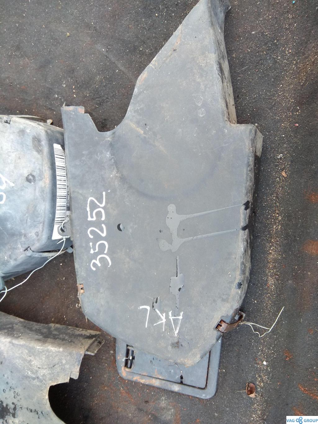 защита (кожух) ремня ГРМ Volkswagen Golf 4 поколение 2001, 1.6 л., бензин, хетчбэк 5 дв., 06A109108B, 06A109108S, AHL, 06A109108T, AQY, AEH, AKL, AZH, APK, APF, AZM, ATM - фото №1