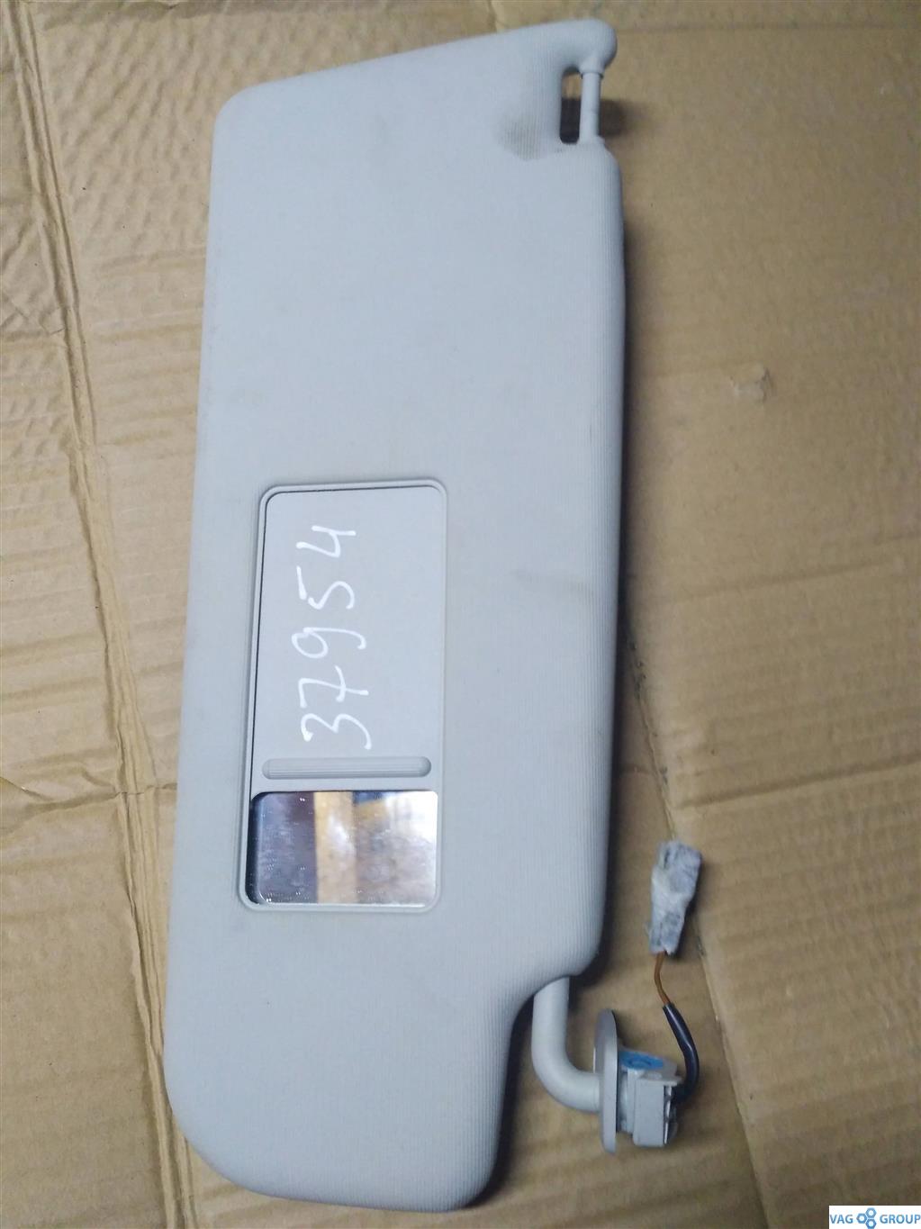 козырек солнцезащитный Volkswagen Passat CC 1 поколение 2010, 2.0 л., TDi, дизель, седан, 3C0857552AK, . - фото №1