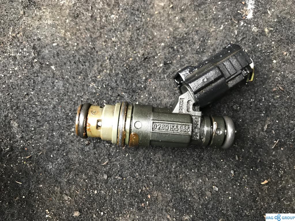 форсунка Volkswagen Jetta 4 поколение 2001, 2.8 л., бензин, седан, 022906031F, AZX, AYL, APF, AQP, AUE, AQN, AMV, . - фото №1