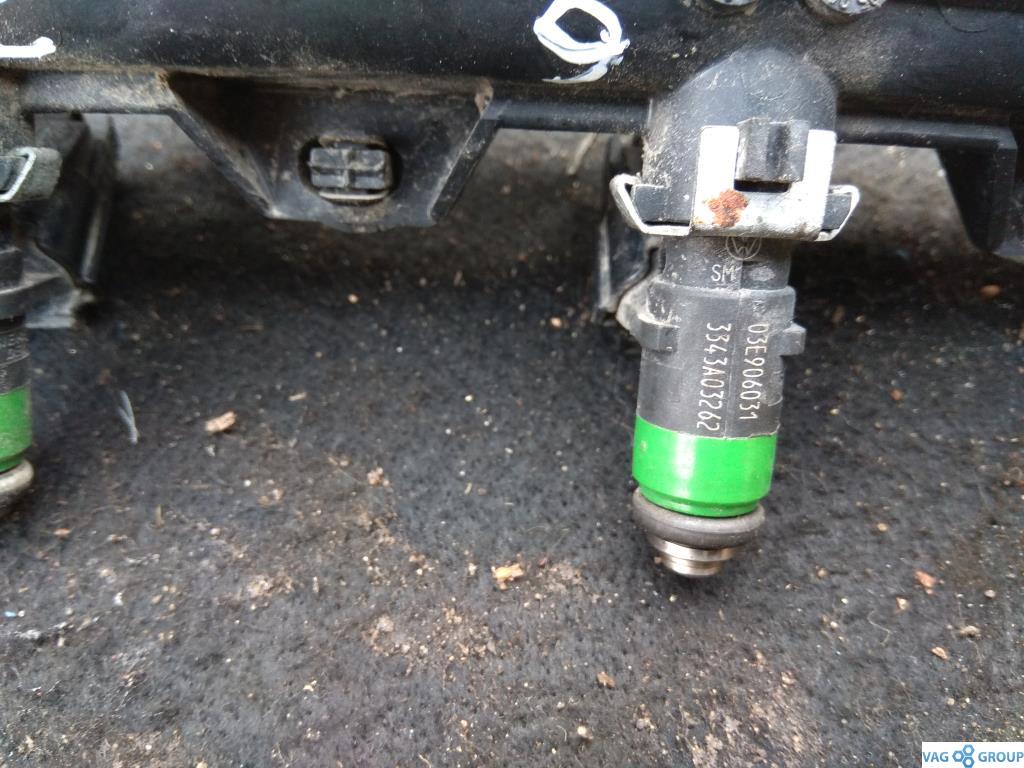 форсунка Skoda Fabia 2 поколение (5J) 2007, 1.2 л., бензин, хетчбэк 5 дв., BME, AZQ, 03E906031, . - фото №1