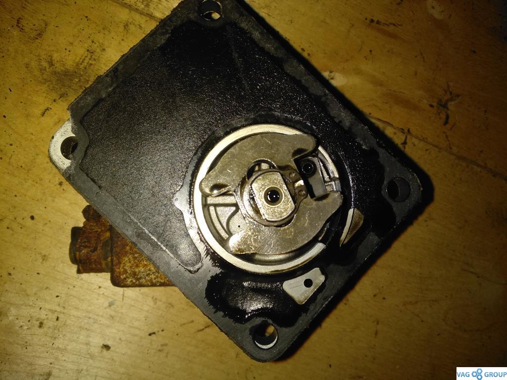 насос вакуумный IVECO Daily 3 поколение 2002, 2.8 л., дизель, фургон, 8140-43, 504019972, 8140.43S, 8140.43C, 8140.43B, 8140.43N, 8140.43R, F28TDCR, 8140.43.C.2586, 8140.43.B.2586, 8140.43.S.2586, 8140.43.N.2586, . - фото №1