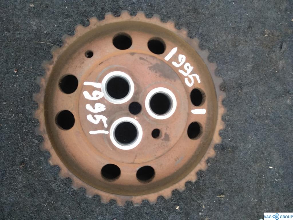 звездочка ТНВД IVECO Daily 3 поколение 2002, 2.8 л., дизель, фургон, 8140-43, 0445020002, 8140.43S, 8140.43C, 8140.43B, 8140.43N, 8140.43R, F28TDCR, 8140.43.C.2586, 8140.43.B.2586, 8140.43.S.2586, 8140.43.N.2586, 0986437501 - фото №1