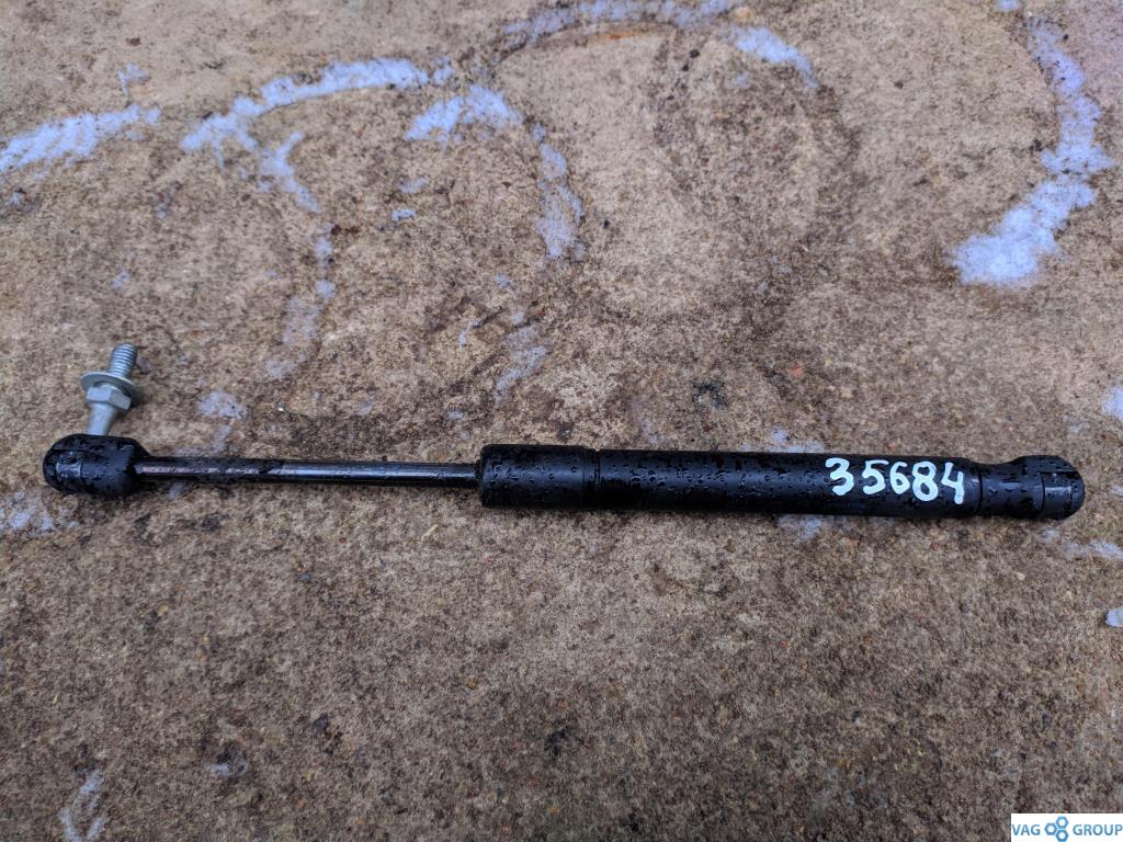 амортизатор крышки багажника (3-5 двери) Audi A6 4B/C5 2000, 2.5 л., TDi, дизель, седан, 4B5827552G, . - фото №1