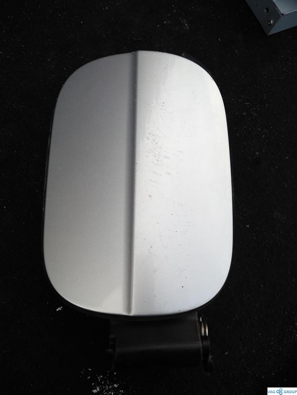 лючок топливного бака Audi A6 4F/C6 2006, 3.2 л., бензин, седан, 8E0010190S, . - фото №1