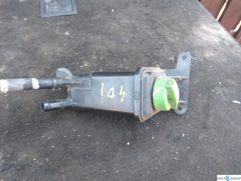 бачок гидроусилителя Audi A4 B7 2006, 2.0 л., бензин, седан, 8E0422373B, . - фото №1