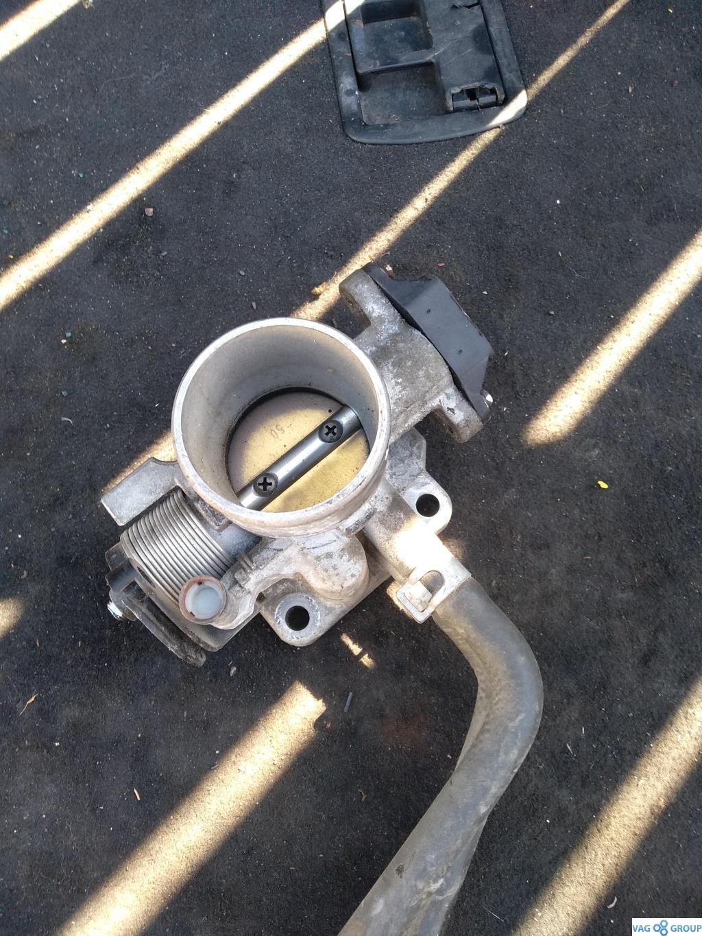 заслонка дроссельная Kia Cerato 1 поколение 2006, 1.6 л., бензин, хетчбэк 5 дв., 3517022600, 9600930002, G4ED - фото №1