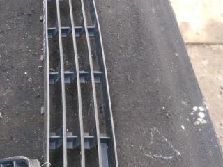 заглушка (решетка) в бампер Audi A4 B6 2000, 1.8 л., бензин, седан, 8D0807683AA, .