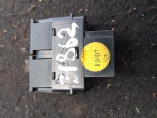 кнопка открытия лючка топливного бака Audi TT 8J [рестайлинг] 2011, 2.0 л., бензин, купе, 8P0959833A, .