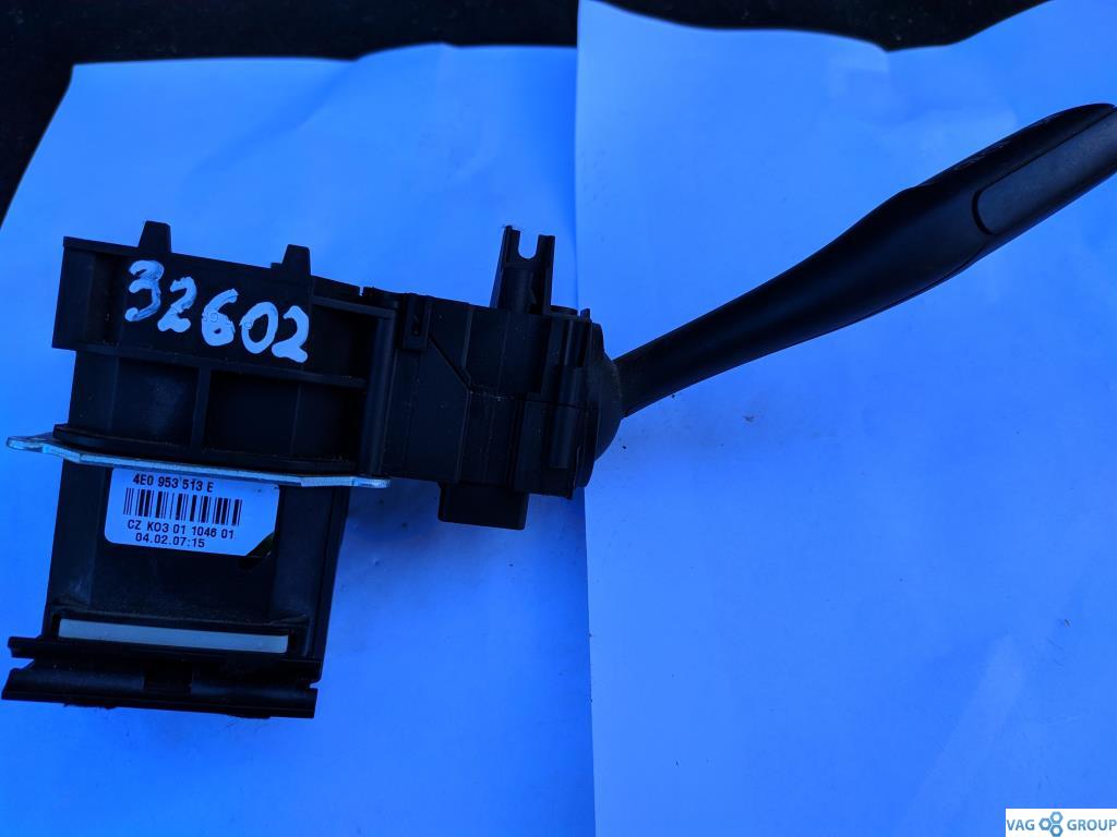 переключатель подрулевой (стрекоза) Audi A4 B6 2003, 1.8 л., бензин, седан, 4E0953513E, . - фото №1