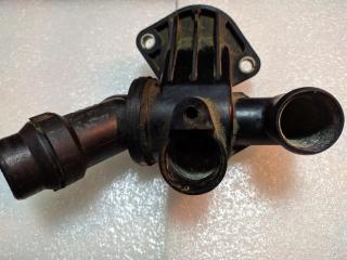 корпус термостата Audi A6 4F/C6 2006, 2.0 л., бензин, седан, 06D121111G, BPJ, BWE, 06D121065L, 06D121065J, BGB, BUL, BYK, CAGB, CAHA, CAHB