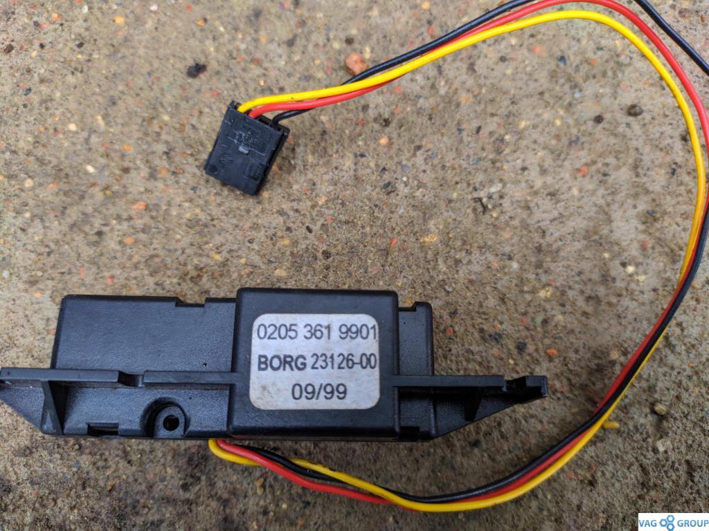 датчик температуры Audi A3 8L 1999, 1.8 л., бензин, хетчбэк 5 дв., 02053619901, 020536199012312600, . - фото №1