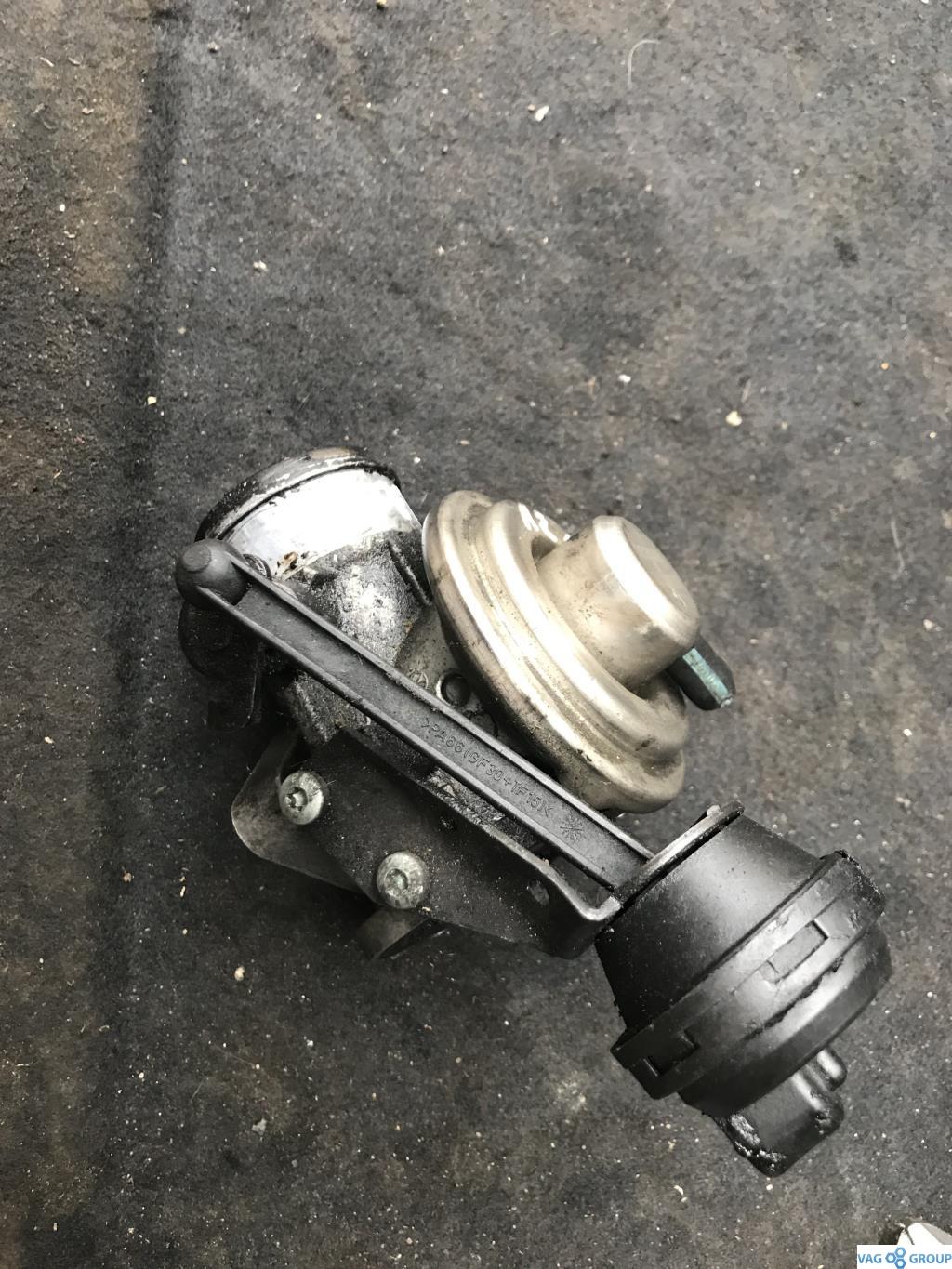 клапан EGR Volkswagen Lupo 6X 2001, 1.4 л., TDi, дизель, хетчбэк 5 дв., 045131501D, BKC, BKD, BXE, BKP, AZV, BRU, BXF., AYZ, BMA, BVE, BSW, AXR, BLT, 045131501L - фото №1