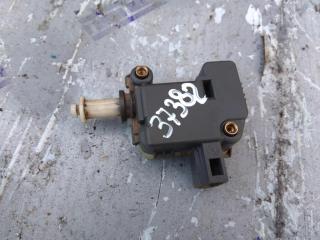 активатор замка багажника Volkswagen Touareg 1 поколение 2006, 3.6 л., бензин, внедорожник 5 дв., 3B0959781C, .