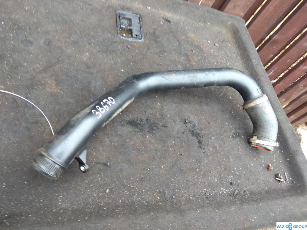 патрубок интеркулера Volvo S80 1 поколение 2002, 2.4 л., бензин, седан, 6G9N-6C646BB, B5244S, . - фото №1