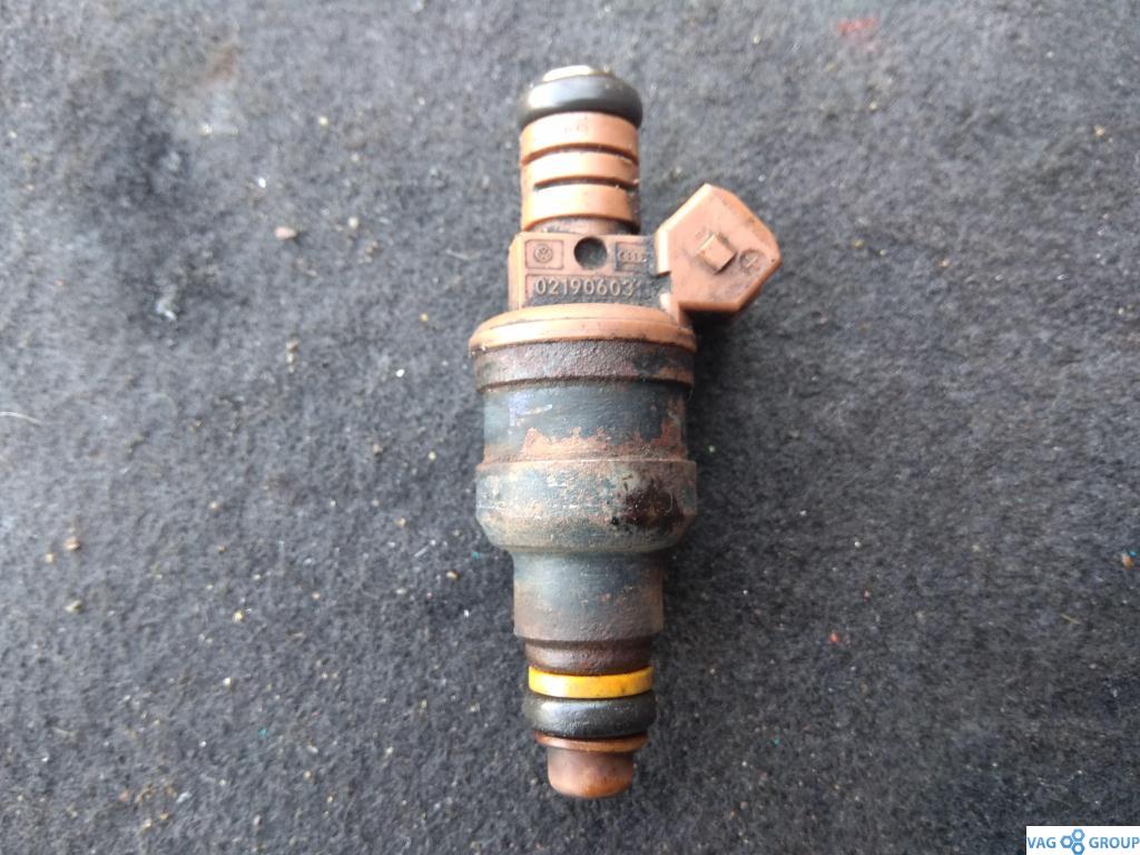 форсунка Volkswagen Sharan 1 поколение 1997, 2.8 л., бензин, минивэн, 021906031A, AAA, 0280150953 - фото №1