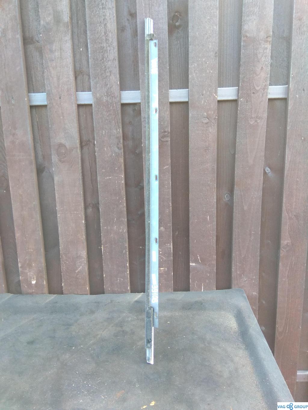 молдинг двери передней правой Audi A4 B7 2006, 1.8 л., бензин, седан, 8E0853284B, . - фото №1