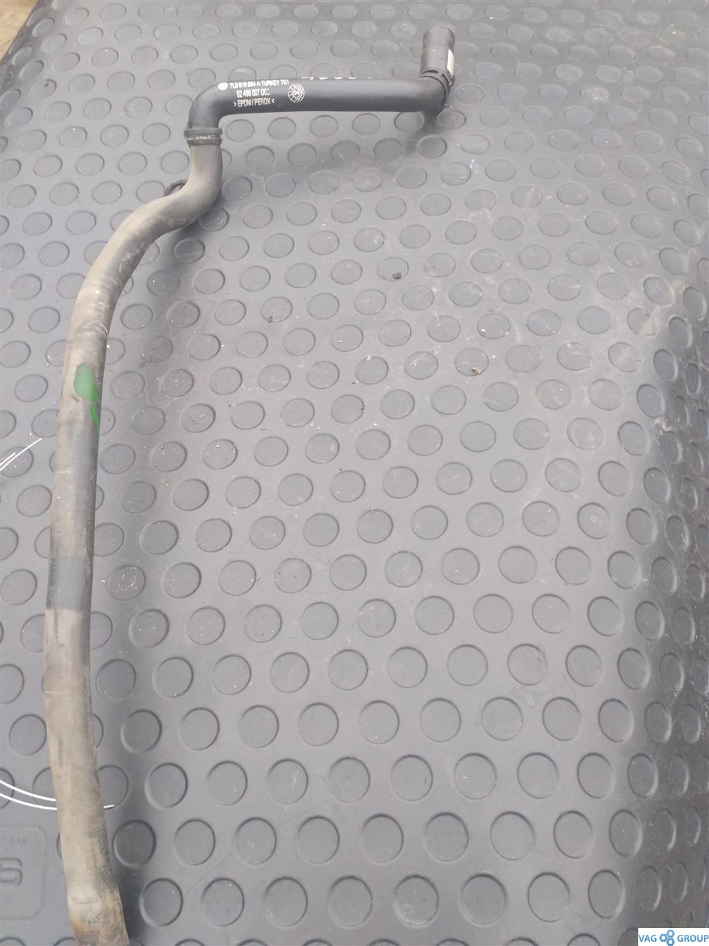 патрубок отопителя (печки) Volkswagen Touareg 1 поколение 2004, 4.2 л., бензин, внедорожник 5 дв., 7L0819884A, . - фото №1