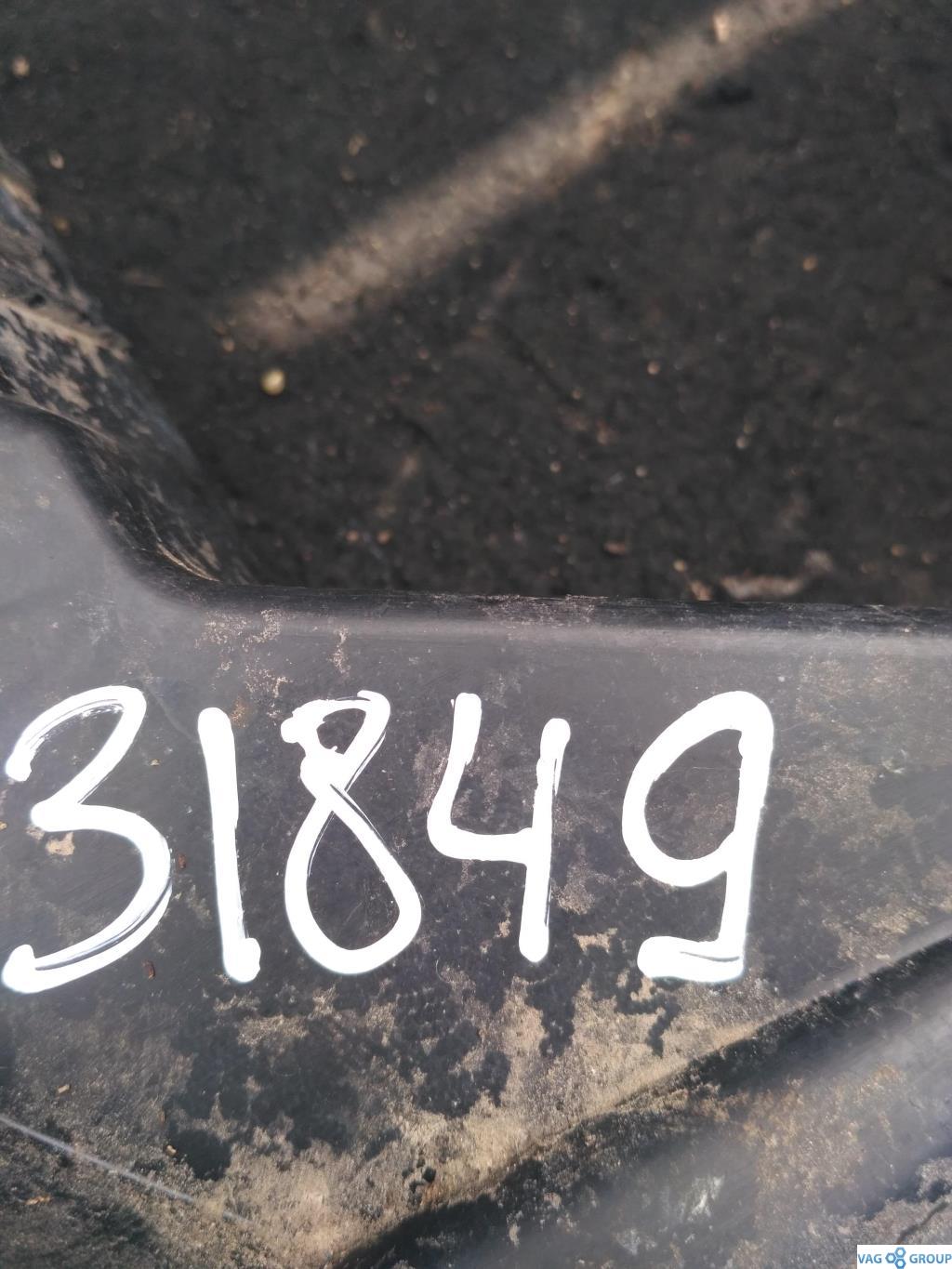 Крепление бампера переднего Volkswagen Passat B6 2007, 2.0 л., бензин, седан, 3C0807889, 3C0807889A, . - фото №1