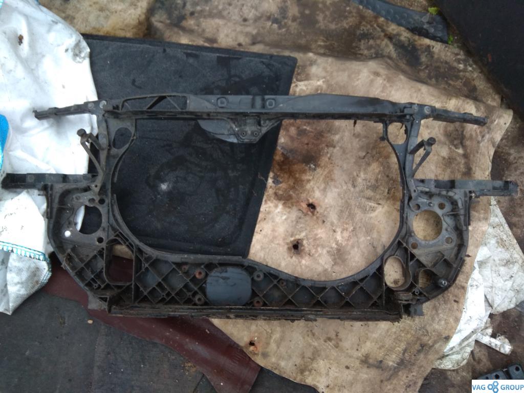 передняя панель крепления облицовки (телевизор) Audi A4 B6 2003, 3.0 л., бензин, седан, 8E0805594B, . - фото №1